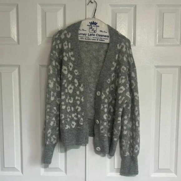 Old Navy Chunky Knit Super soft cardigan - Picture 1 of 3